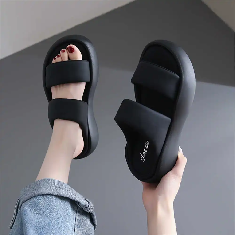 Luxury Lifestyle Resort - Size 39 Strips Summer Shoes Sale