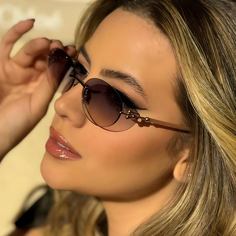 New Metal Frameless Oval Woman - Luxury Zone review and price