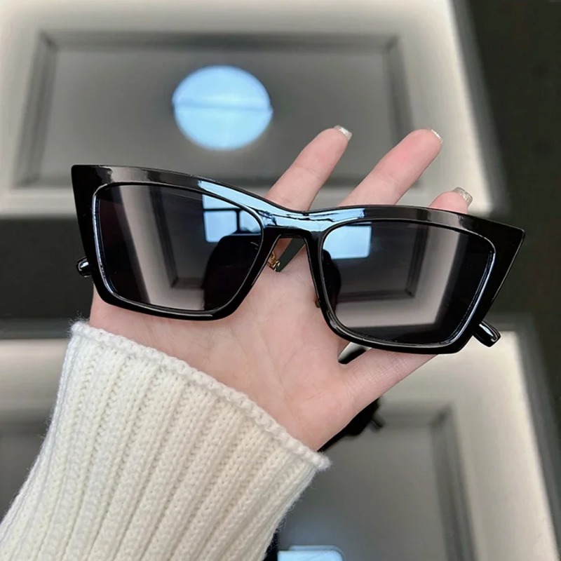 Luxury Cat Eye Black Sunglasse - Luxury Zone review and price
