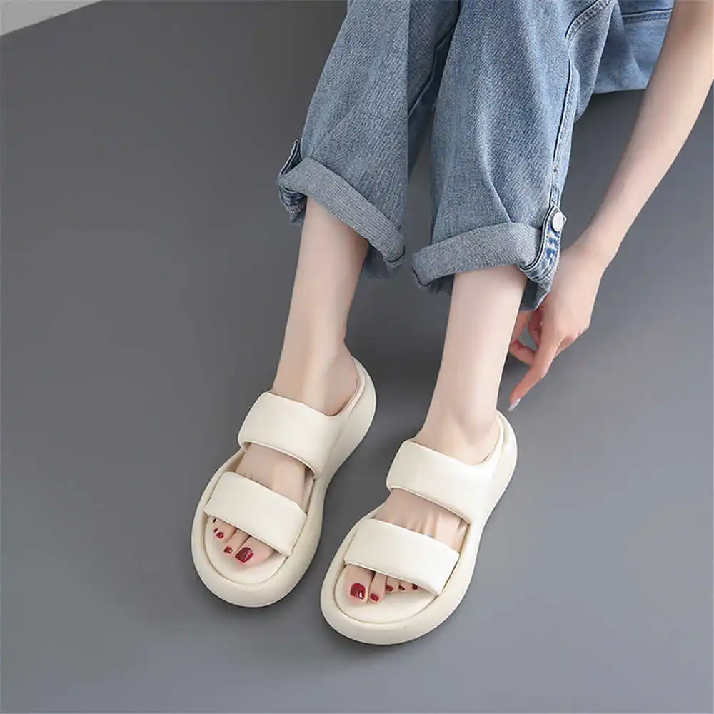 Size 39 Strips Summer Shoes Sa - Luxury Lifestyle Resort review and price