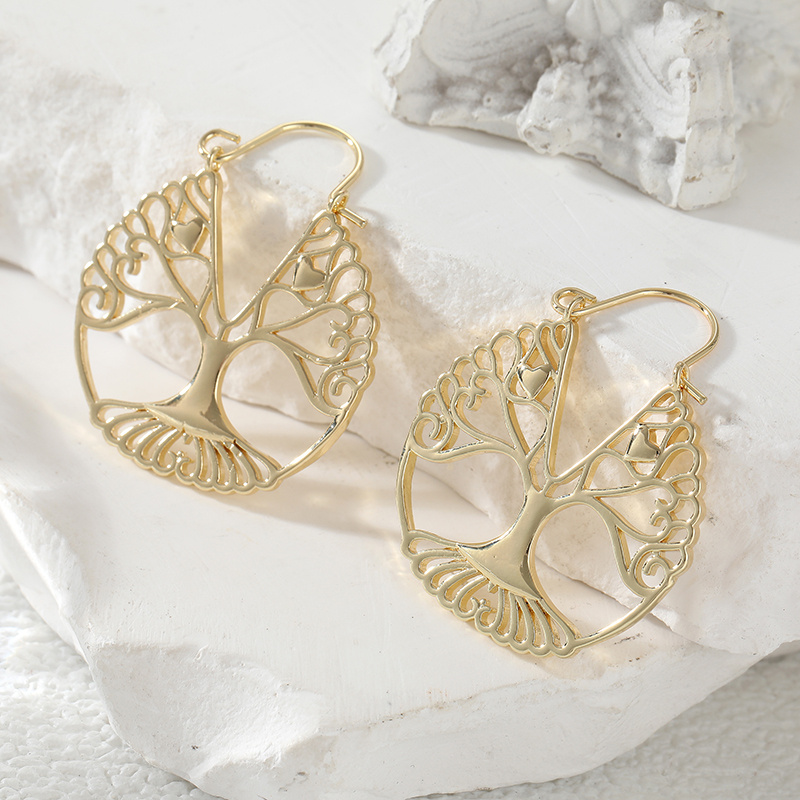 Luxury Retro Style Hollowed Ou - Luxury Lifestyle Jewelry review and price
